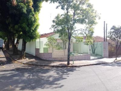 Casa para Venda, em Nova Odessa, bairro Centro, 3 dormit�rios, 2 banheiros, 2 vagas