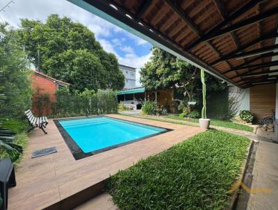 Casa para Venda, em Volta Redonda, bairro Aero Clube, 3 dormit�rios, 3 banheiros, 1 su�te, 2 vagas