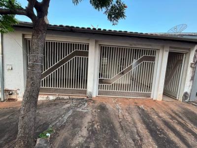 Casa para Venda, em Lins, bairro Residencial dos Comerci�rios, 3 dormit�rios, 1 su�te, 1 vaga