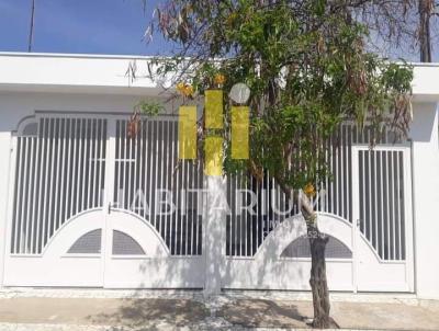 Casa para Venda, em S�o Jo�o da Boa Vista, bairro N�cleo Habitacional Eug�nio S Mathias, 3 dormit�rios, 1 banheiro, 1 su�te, 2 vagas
