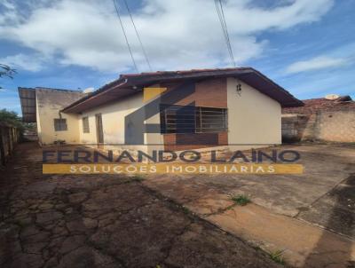 Casa para Venda, em Ourinhos, bairro Jardim Ouro Fino, 3 dormit�rios, 2 banheiros, 1 su�te, 2 vagas
