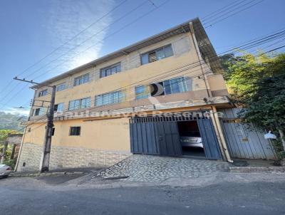 Casa para Venda, em Coronel Fabriciano, bairro Santa Terezinha 1, 5 dormit�rios, 3 banheiros, 2 su�tes, 1 vaga