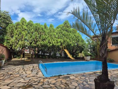 Casa para Venda, em Contagem, bairro Morada Nova, 3 dormit�rios, 2 banheiros, 1 su�te, 3 vagas
