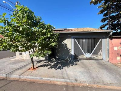 Casa para Venda, em Lins, bairro Parque Ferrovi�rio, 2 dormit�rios, 2 banheiros, 2 vagas