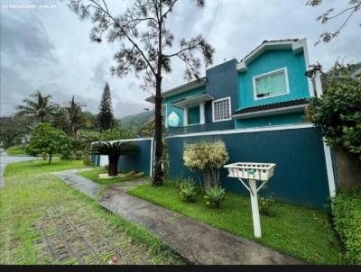 Casas 3 e 4 Quartos para Venda, em Niter�i, bairro Itaipu, 4 dormit�rios, 3 banheiros, 3 su�tes, 3 vagas