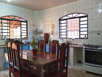 Casa para Venda, em Belo Horizonte, bairro Diamante (Barreiro), 4 dormit�rios, 2 banheiros, 6 vagas