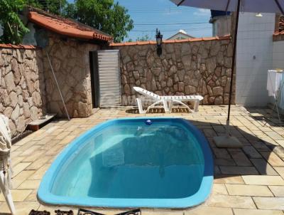 Casa para Venda, em Araruama, bairro Itatiquara, 3 dormit�rios, 2 banheiros, 1 vaga