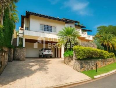 Casa em Condom�nio para Loca��o, em Itapevi, bairro Condom�nio Nova S�o Paulo, 3 dormit�rios, 5 banheiros, 1 su�te, 5 vagas