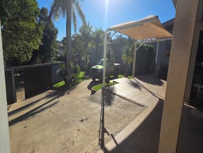 Casa para Venda, em Presidente Prudente, bairro Jardim Rio 400, 2 dormit�rios, 3 banheiros, 1 su�te, 3 vagas