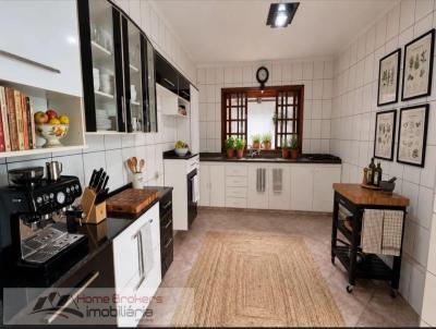 Casa para Venda, em Jundia�, bairro Jardim Ermida II, 2 dormit�rios, 4 banheiros, 2 su�tes, 2 vagas