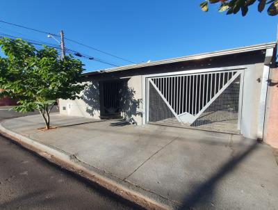 Casa para Venda, em Lins, bairro Parque Ferrovi�rio, 2 dormit�rios, 2 banheiros, 2 vagas