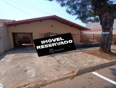 Casa para Venda, em Tel�maco Borba, bairro Jardim Alegre, 3 dormit�rios, 1 banheiro, 1 vaga