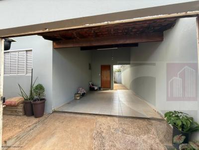 Casa para Venda, em Uberl�ndia, bairro Santa M�nica, 3 dormit�rios, 2 banheiros, 1 su�te, 1 vaga