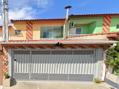 Sobrado para Venda, em Santo Andr�, bairro Utinga, 2 dormit�rios, 3 banheiros, 1 su�te, 2 vagas