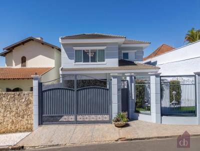 Casa para Venda, em Botucatu, bairro Centro, 3 dormit�rios, 2 banheiros, 3 su�tes, 2 vagas