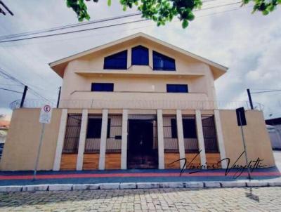 Casa para Venda, em Balne�rio Cambori�, bairro Centro, 11 dormit�rios, 7 banheiros, 2 vagas