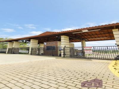 Casa / Sobrado para Venda, em Botucatu, bairro Jardim Tropical, 3 dormit�rios, 1 banheiro, 1 su�te, 2 vagas