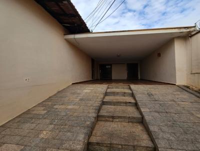 Casa para Venda, em Rio Claro, bairro Vila Paulista, 3 dormit�rios, 2 banheiros, 2 vagas