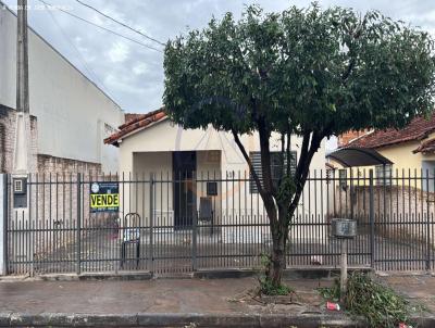 Casa para Venda, em Jos� Bonif�cio, bairro Centro, 2 dormit�rios, 1 banheiro, 1 vaga