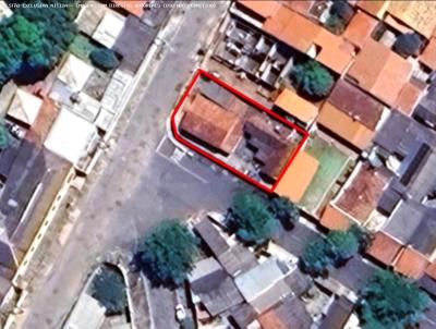 Casa para Venda, em Goi�nia, bairro Vila Irany, 2 dormit�rios, 1 banheiro, 4 vagas
