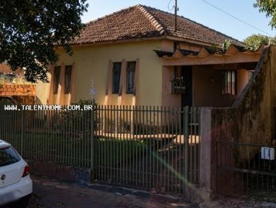 Casa para Venda, em Rol�ndia, bairro Centro, 2 dormit�rios, 1 banheiro, 1 vaga