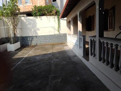Casa para Venda, em Betim, bairro S�o Crist�v�o, 3 dormit�rios, 2 banheiros, 6 vagas