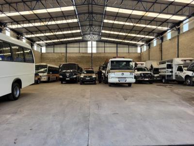 Galp�o para Venda, em Betim, bairro Laranjeiras, 3 banheiros