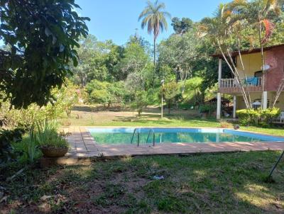 Casa para Venda, em Betim, bairro Santo Afonso, 4 dormit�rios, 1 banheiro, 10 vagas