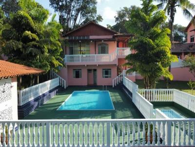 Casa para Venda, em Betim, bairro Casa Amarela, 9 dormit�rios, 10 banheiros, 5 su�tes, 10 vagas