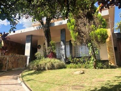 Casa para Venda, em Betim, bairro Centro, 3 dormit�rios, 1 banheiro, 2 vagas