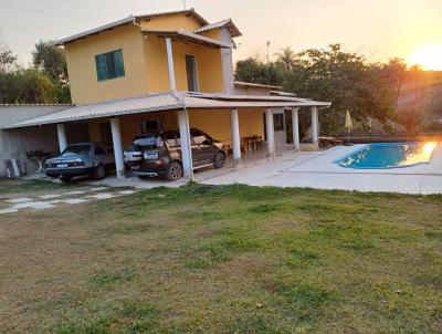 Casa para Venda, em Esmeraldas, bairro Centro, 4 dormit�rios, 2 banheiros, 1 su�te, 10 vagas
