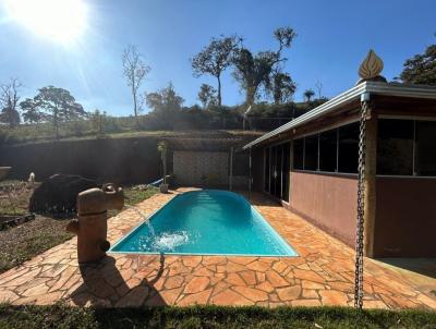 Casa para Venda, em Itatiaiu�u, bairro Centro, 3 dormit�rios, 1 banheiro, 10 vagas