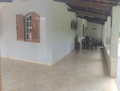 Casa para Venda, em Juatuba, bairro Centro, 4 dormit�rios, 3 banheiros, 10 vagas
