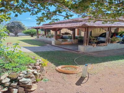 Casa para Venda, em Mateus Leme, bairro Centro, 4 dormit�rios, 3 banheiros, 1 su�te, 10 vagas