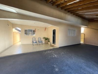 Casa para Venda, em Presidente Prudente, bairro Jardim Santa Olga, 4 dormit�rios, 4 banheiros, 2 su�tes, 3 vagas