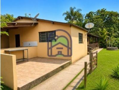 S�tio para Venda, em , bairro , 4 dormit�rios, 1 banheiro, 3 su�tes