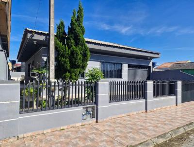 Casa para Venda, em Navegantes, bairro Nossa Senhora das Gra�as, 3 dormit�rios, 3 banheiros, 1 su�te, 1 vaga