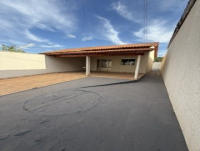 Casa para Loca��o, em Guap�, bairro Cidade de Guapo, 2 dormit�rios, 1 banheiro, 2 vagas