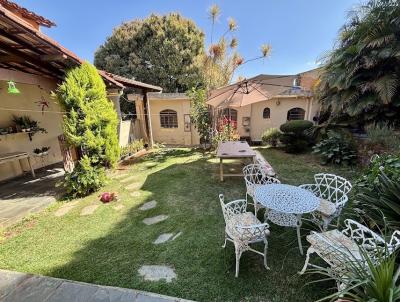 Casa para Venda, em Belo Horizonte, bairro Cachoeirinha, 4 dormit�rios, 4 banheiros, 1 su�te, 4 vagas