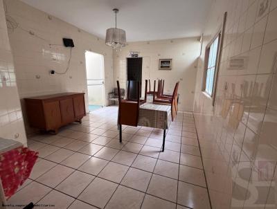 Casa para Venda, em Uberl�ndia, bairro Nossa Senhora das Gra�as, 3 dormit�rios, 1 banheiro, 2 su�tes, 2 vagas