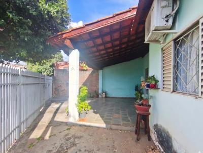 Casa para Venda, em Lins, bairro Vila Azevedo, 3 dormit�rios, 3 banheiros, 1 su�te, 2 vagas