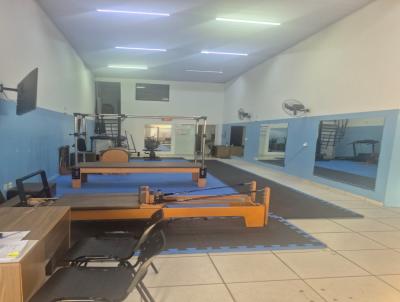 Loja Comercial para Venda, em Betim, bairro Niter�i, 2 banheiros, 3 vagas
