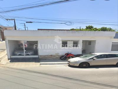 Casa para Venda, em Garanhuns, bairro Santo Ant�nio, 3 dormit�rios, 1 banheiro, 1 su�te, 1 vaga