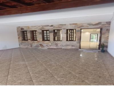 Casa / Sobrado para Venda, em Mogi das Cruzes, bairro Conjunto Habitacional Br�s Cubas, 3 dormit�rios, 2 banheiros, 1 su�te, 2 vagas