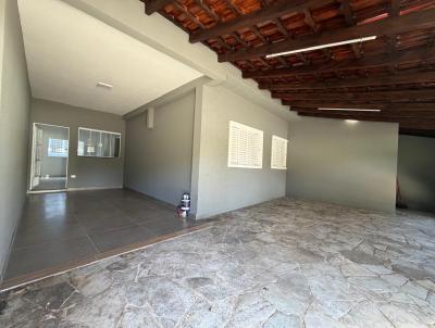 Casa para Venda, em Presidente Prudente, bairro Parque Residencial S�o Lucas, 3 dormit�rios, 2 banheiros, 1 su�te, 2 vagas