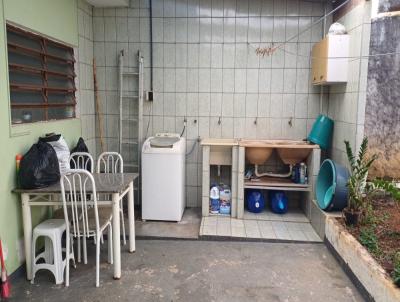 Casa para Venda, em S�o Paulo, bairro Jardim Aracati, 3 dormit�rios, 1 banheiro, 1 su�te, 4 vagas