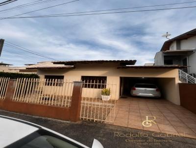 Casa para Venda, em Itaja�, bairro S�o Jo�o, 2 dormit�rios, 2 banheiros, 1 vaga