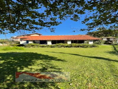 Casa para Temporada, em Bombinhas, bairro Bombas, 4 dormit�rios, 2 banheiros, 1 su�te, 3 vagas