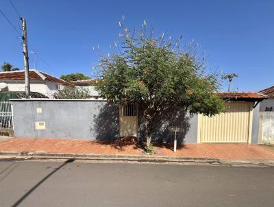Casa para Venda, em Lins, bairro Junqueira, 2 dormit�rios, 2 banheiros, 3 vagas