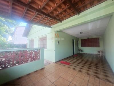Casa para Venda, em Divin�polis, bairro SANTA CLARA, 3 dormit�rios, 1 banheiro, 1 vaga